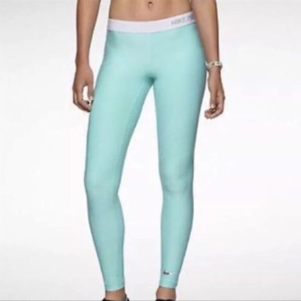 HTF Tiffany blue Nike leggings